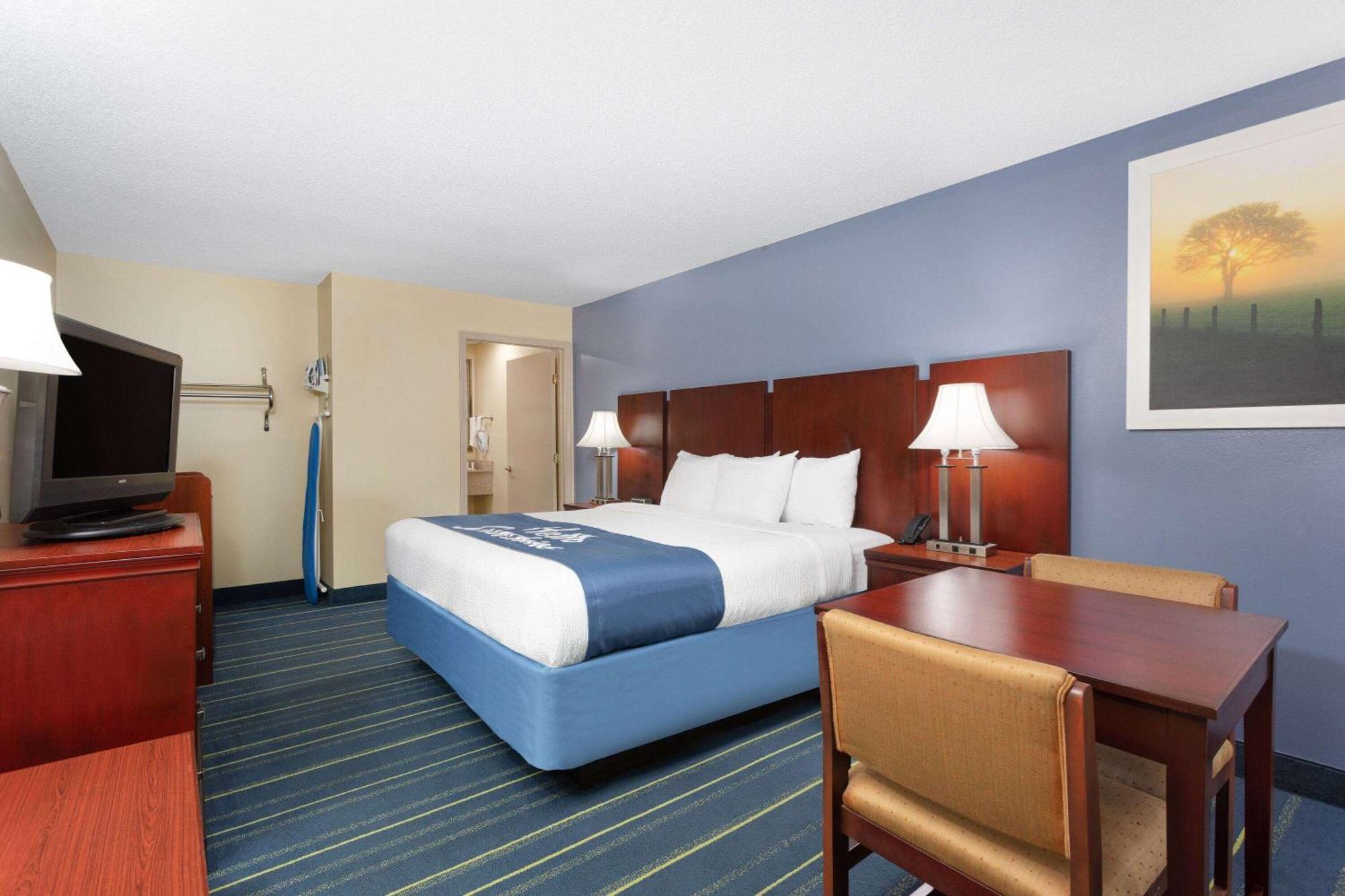 Days Inn By Wyndham Chipley Eksteriør bilde