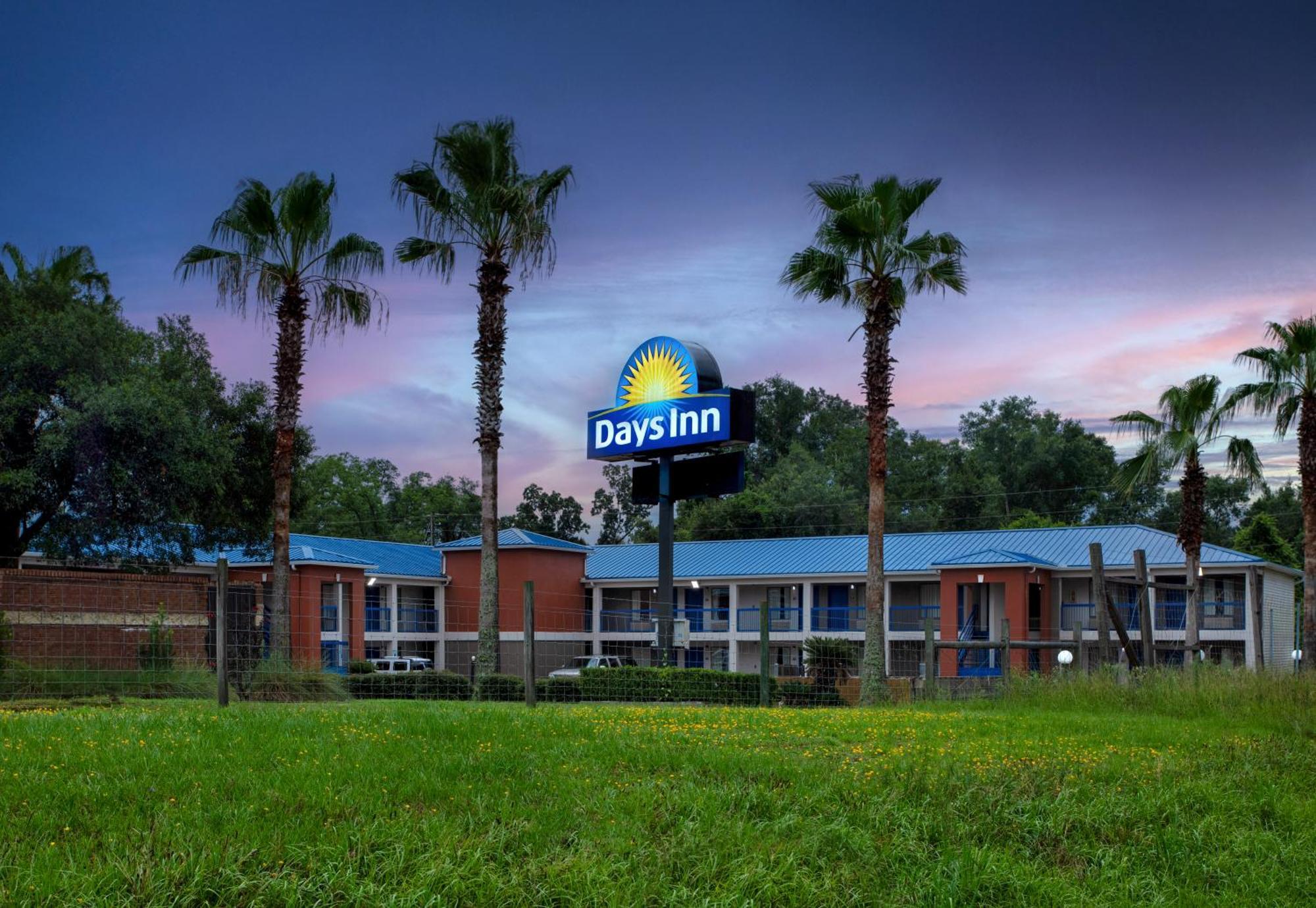 Days Inn By Wyndham Chipley Eksteriør bilde